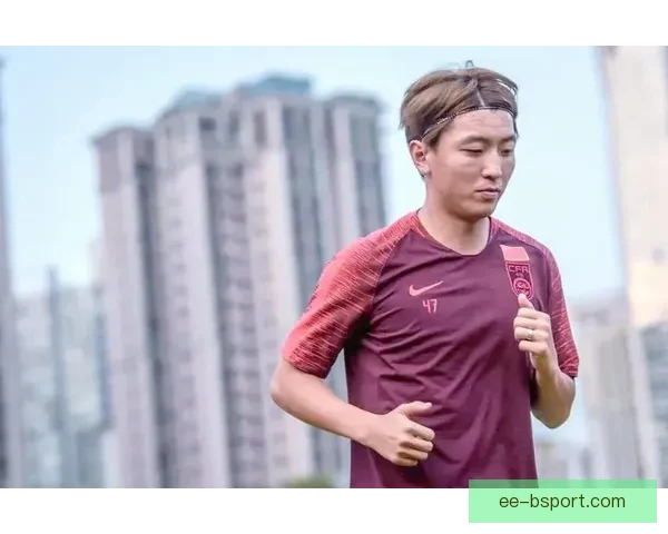 中国男足海口训练营开启体能强化周 主帅强调提升反击速度