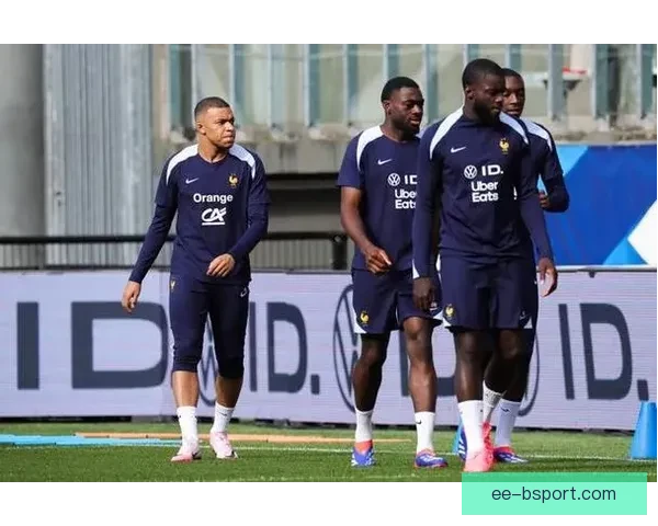 从临场发挥看姆巴佩对阵那不勒斯欧协联价值评估全面深度解析表现